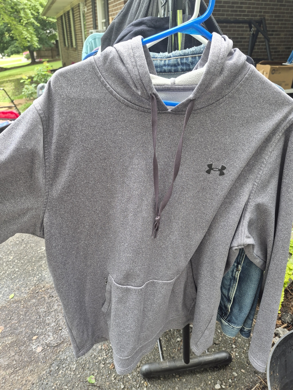 Under Armour Men's Heather Gray Pullover Hoodie